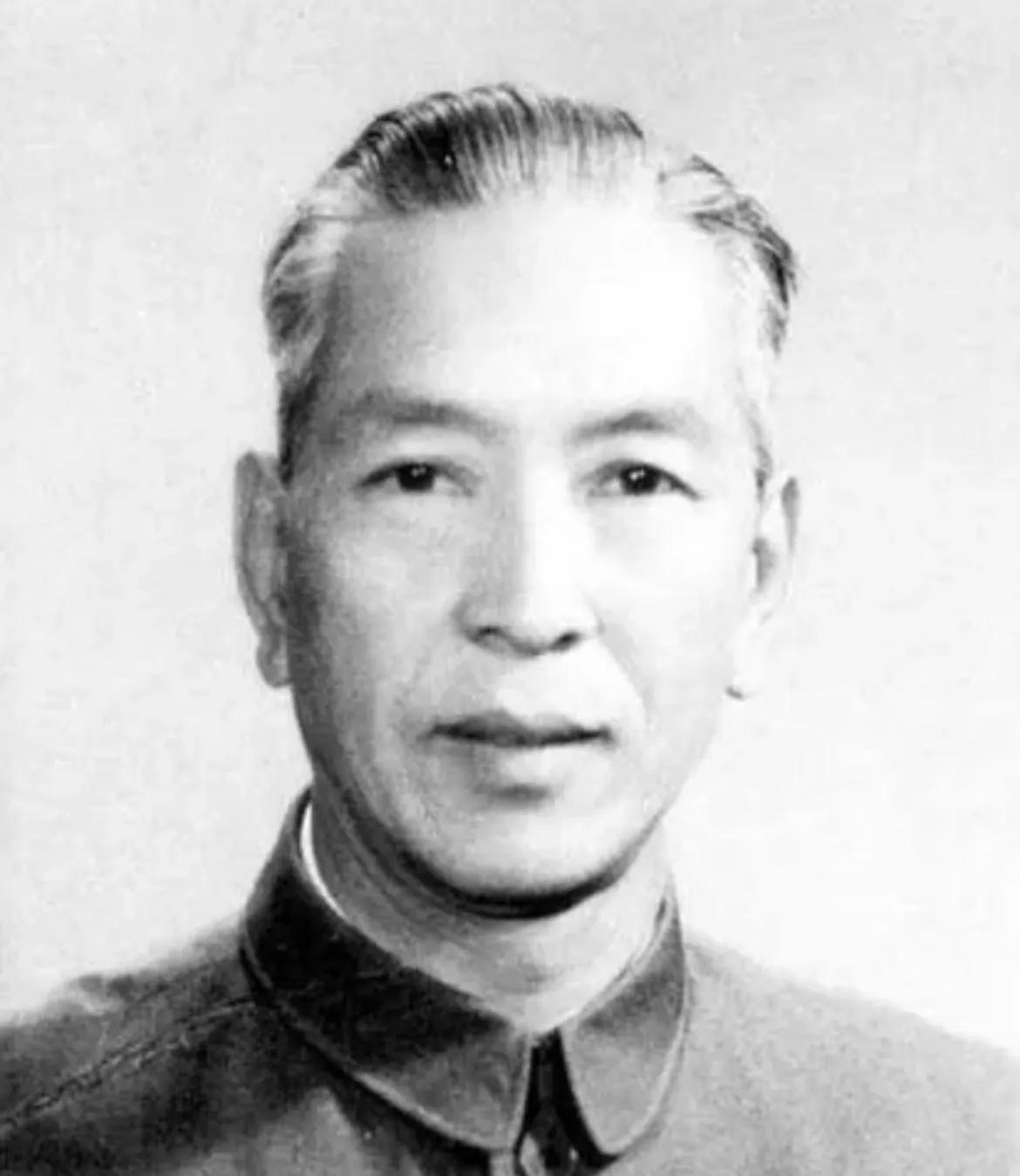 *飚耿**是武术高手，性格彪悍，却搞了21年外交，周总理当初作何考虑