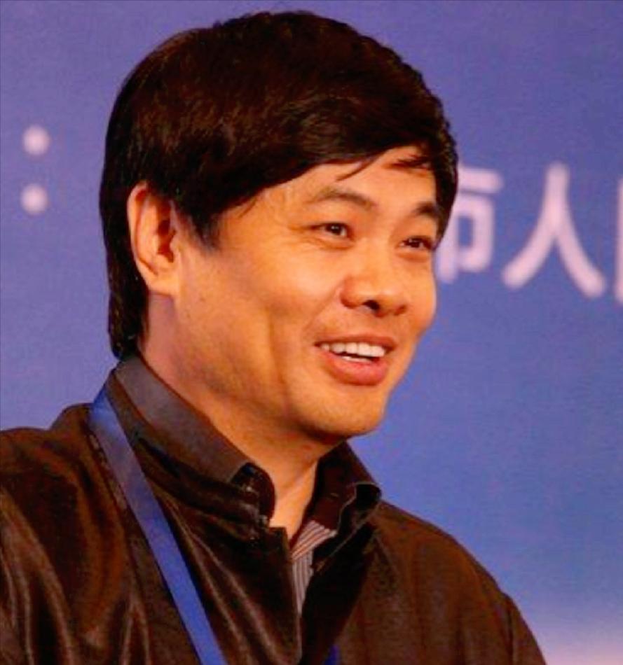 许戈辉为什么离开凤凰卫视,许戈辉哪年离开凤凰卫视