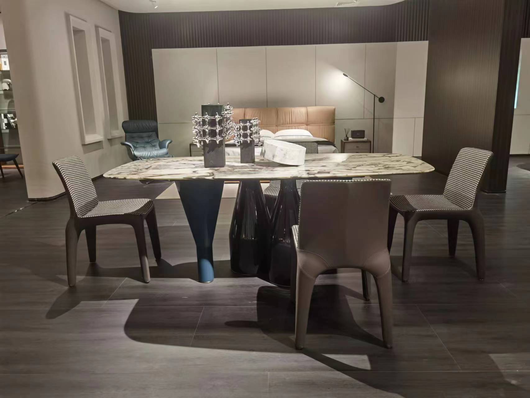 小户型极简风餐桌推荐,现代极简装修风格实木餐桌搭配