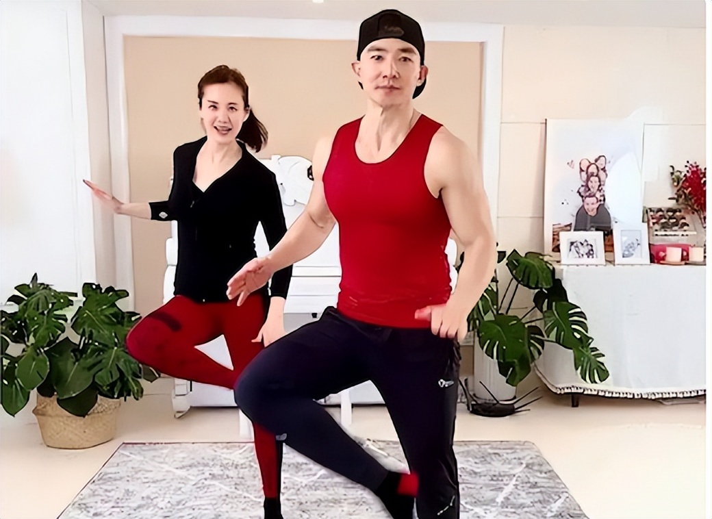 濞变箰涓囪姳绛掑ぇ鍜栫,濞变箰鍦堜竾鑺辩瓛