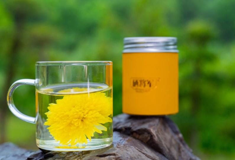 红茶和绿茶哪个茶好喝一点,绿茶和红茶茶叶推荐哪个比较好喝