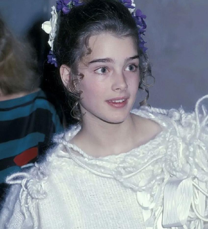 michaeljackson与波姬小丝,波姬小丝14岁就登上了时尚杂志