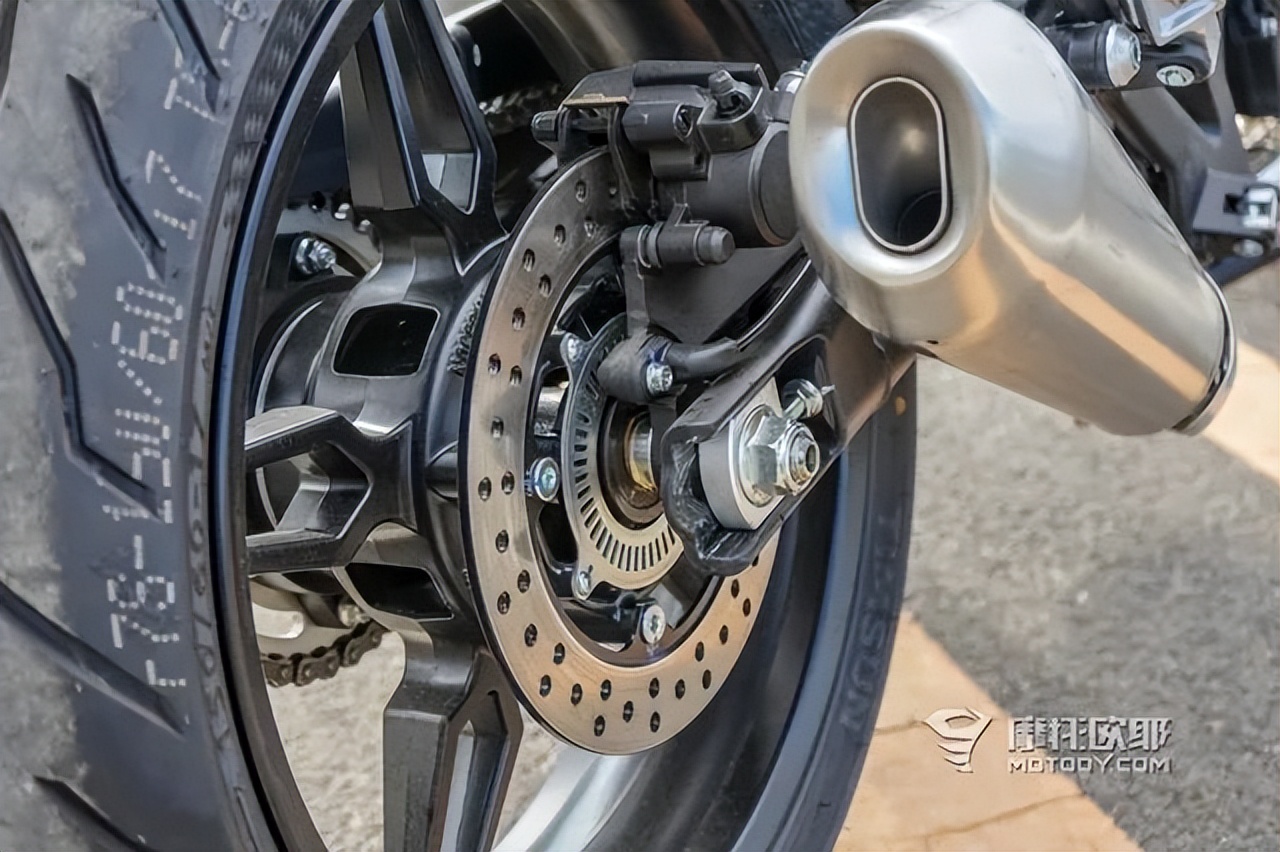 高金gk400对比gk500,高金gk400骑行感受