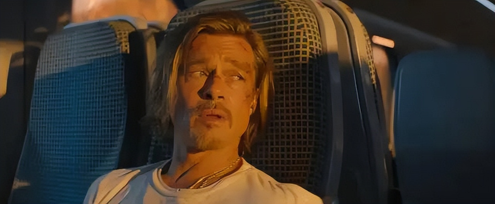 这部“R级片”，票房已破15亿，细扒这部电影，剧情画面太抓眼球