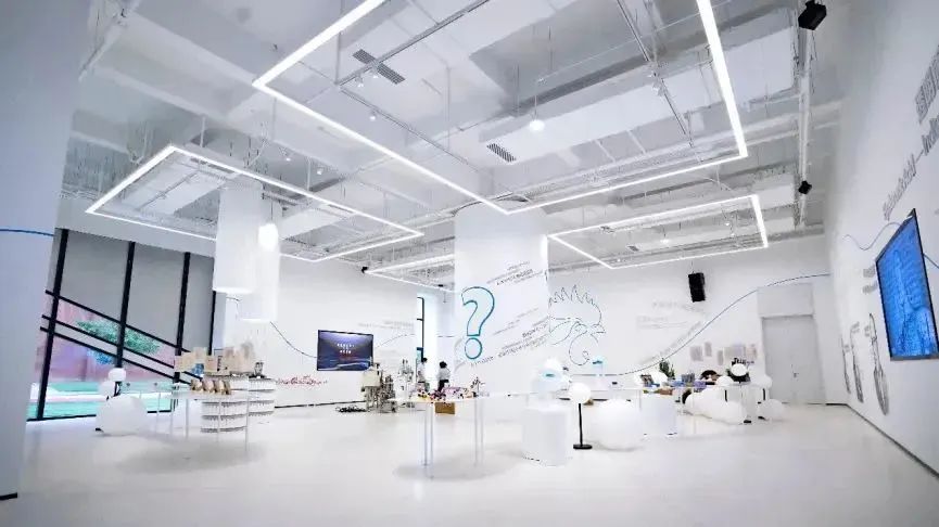 大厂抗氧新卷王，7大顶流成分王炸出道！