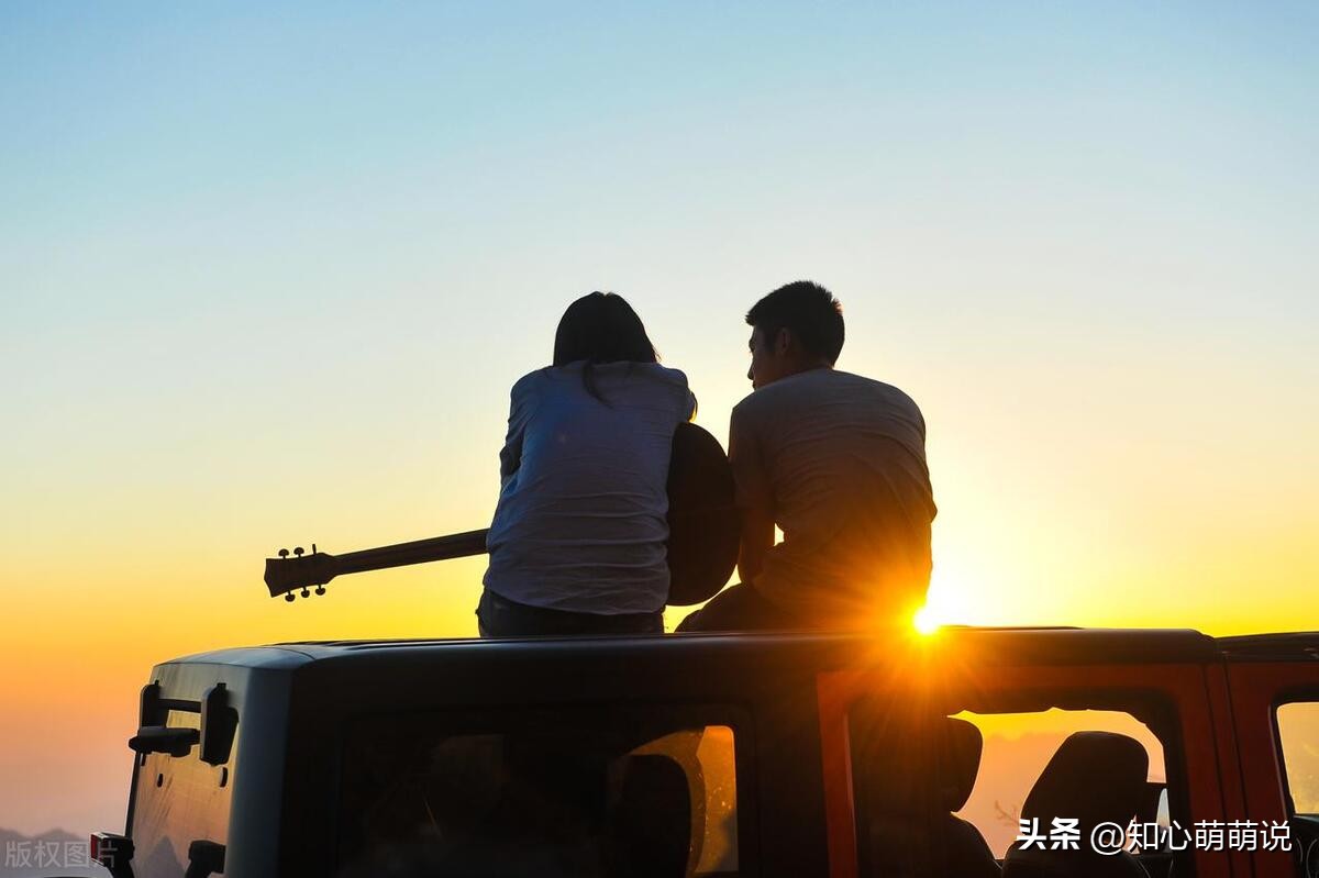 深陷感情漩涡之中无法自拔,感情中如何克服没有安全感的自卑