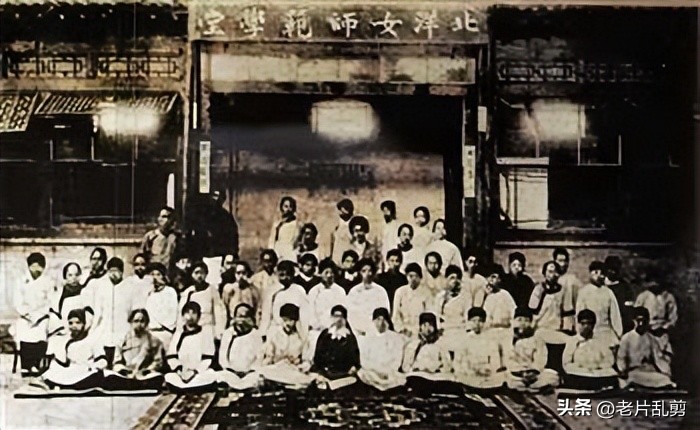 电影烈火中永生江姐的扮演者于蓝,江姐主演者于蓝年轻时的照片