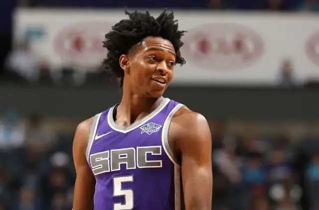 福克斯末节12分胜快船,nba关键先生福克斯