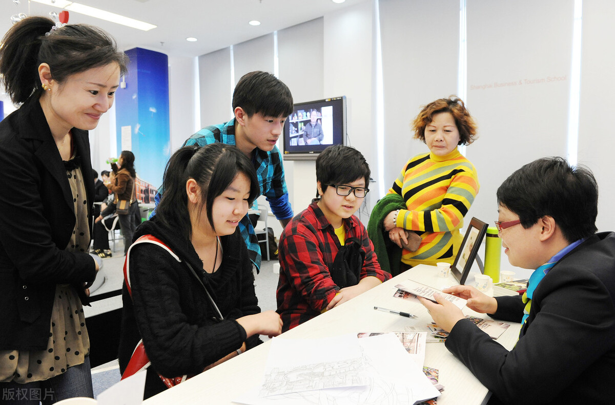 技校都有什么专业适合初中生男孩,技校选高铁专业什么学校比较靠谱