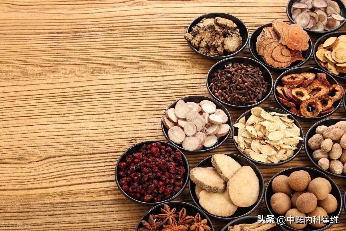 胆囊息肉脸色发黄别大意,小心胆汁淤积,一个千古名方,清热利胆