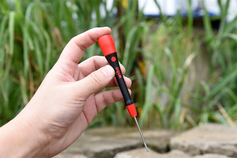 威汉PicoFinish数码拆机精密螺丝刀8件套（90018C）入手体验