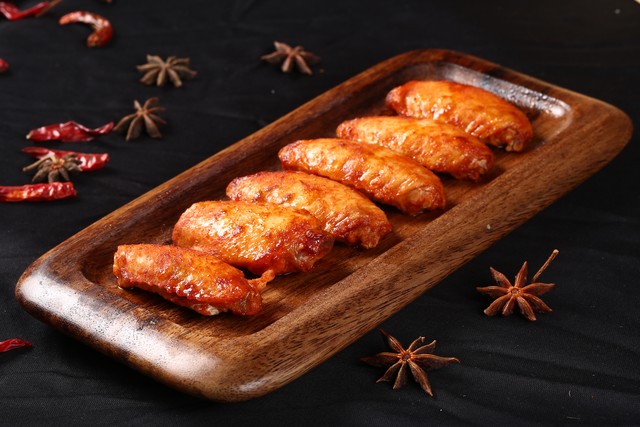 电饭煲可以做奥尔良鸡翅吗？奥尔良炸鸡的家常做法