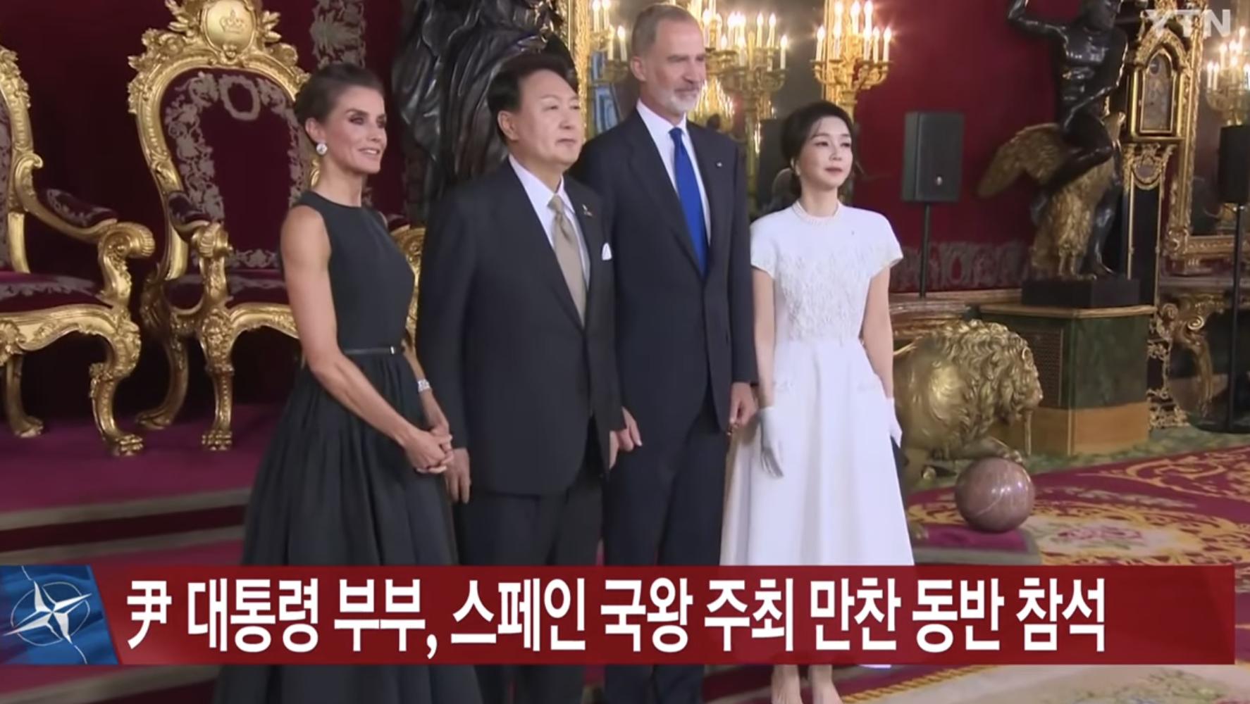 韩国第一夫人闪耀亮相国宴,韩国第一夫人参加国宴时候的绿裙