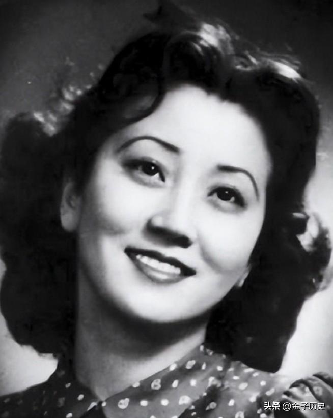 日本女护士嫁中国将军64年，生下歌唱家女儿，女婿更是家喻户晓