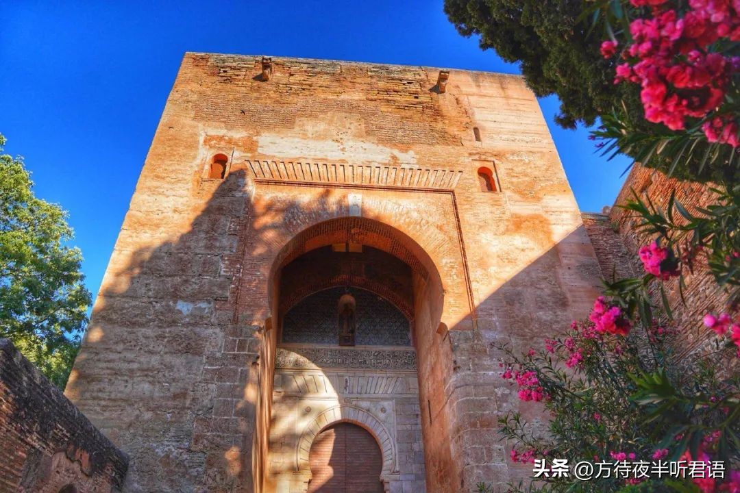 阿尔罕布拉宫精美之处,阿尔罕布拉宫的回忆绝美