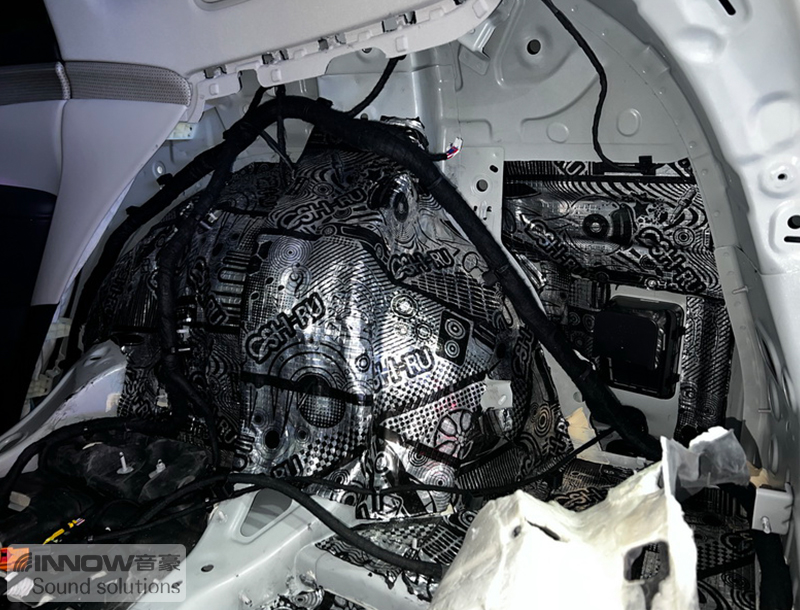 降低噪声上海音豪智己LS7汽车隔音改装俄罗斯StP