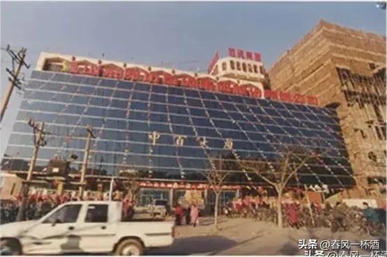 潍百的时代时代的潍百丨流水的过江龙，不变的潍百