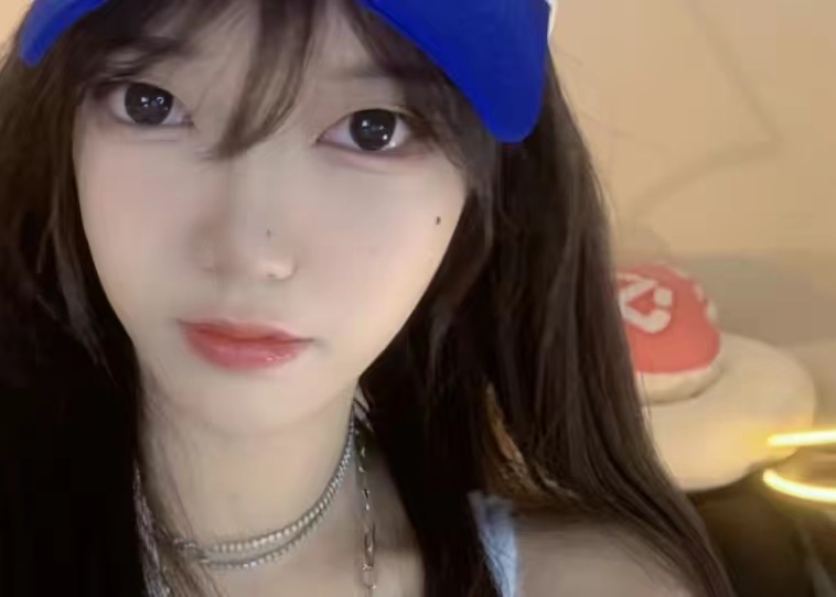 女主播被网友怼哭男主播表白,女主播被骂老女人