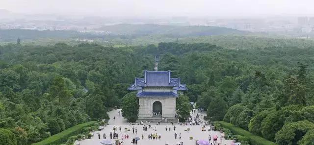 南京文化之美,汤山温泉与梅花山的对比