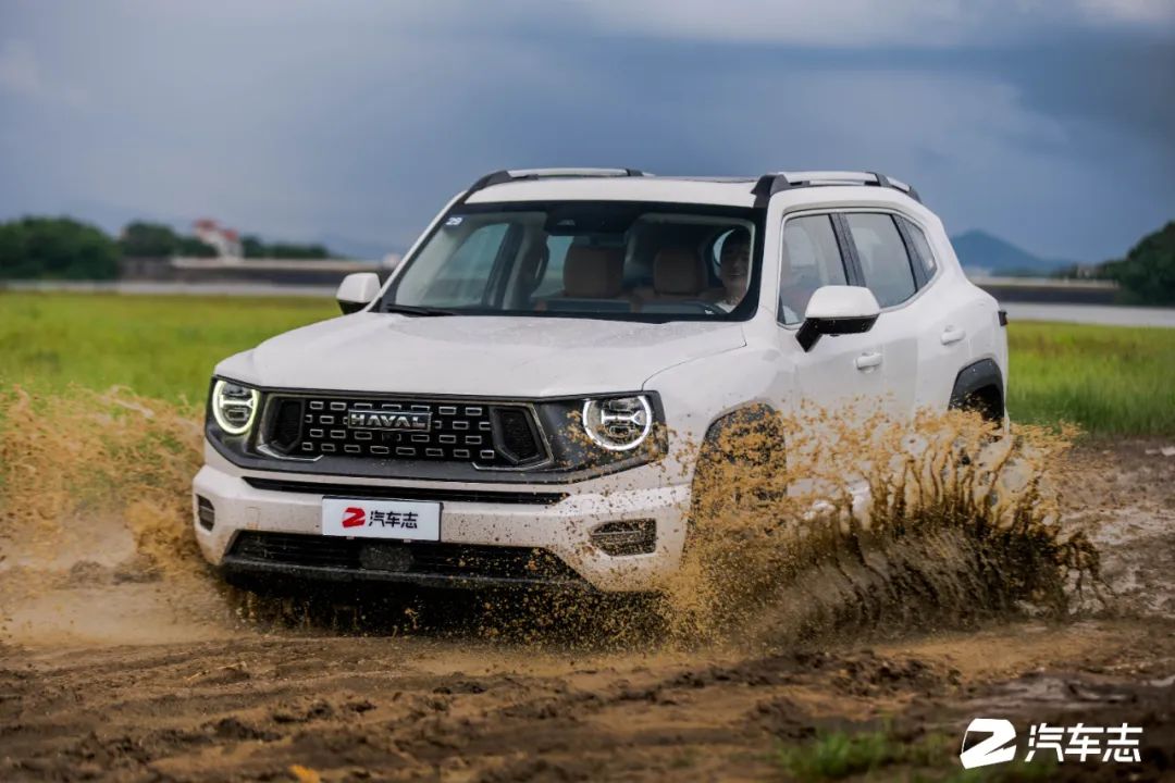 15万级别suv这3款怎么买很挑人,15万可选的四驱suv这4款物有所值