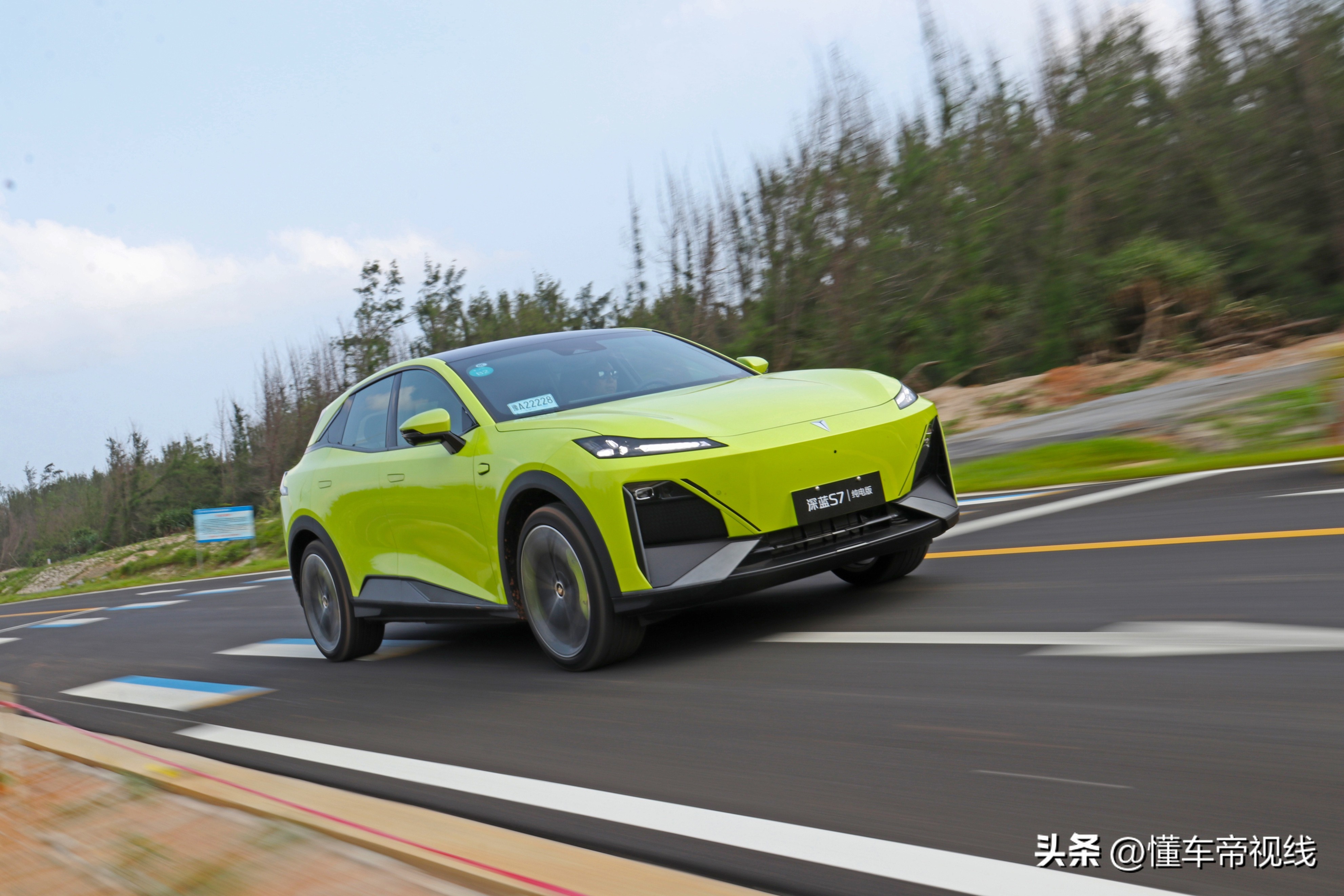 长安深蓝s7pk新零跑c10,长安深蓝s7多少秒破百