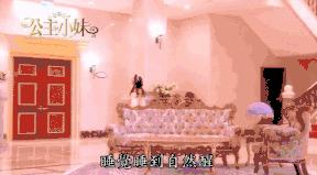 张韶涵黑大衣演唱,张韶涵黑色漆皮