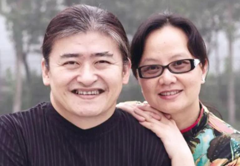 娱乐圈闪婚的明星夫妻现状,娱乐圈十对闪婚的明星夫妻