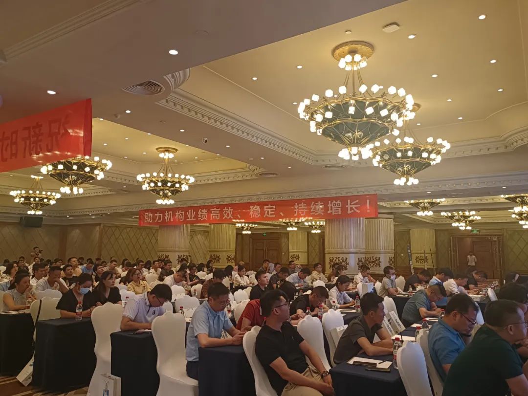 新时代教育数字化发展论坛，华翰科技品牌10周年盛典圆满举行！