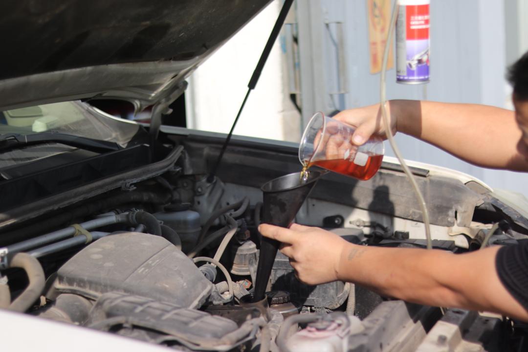 丰田霸道老车翻新升级好的出售,搞工地车翻新