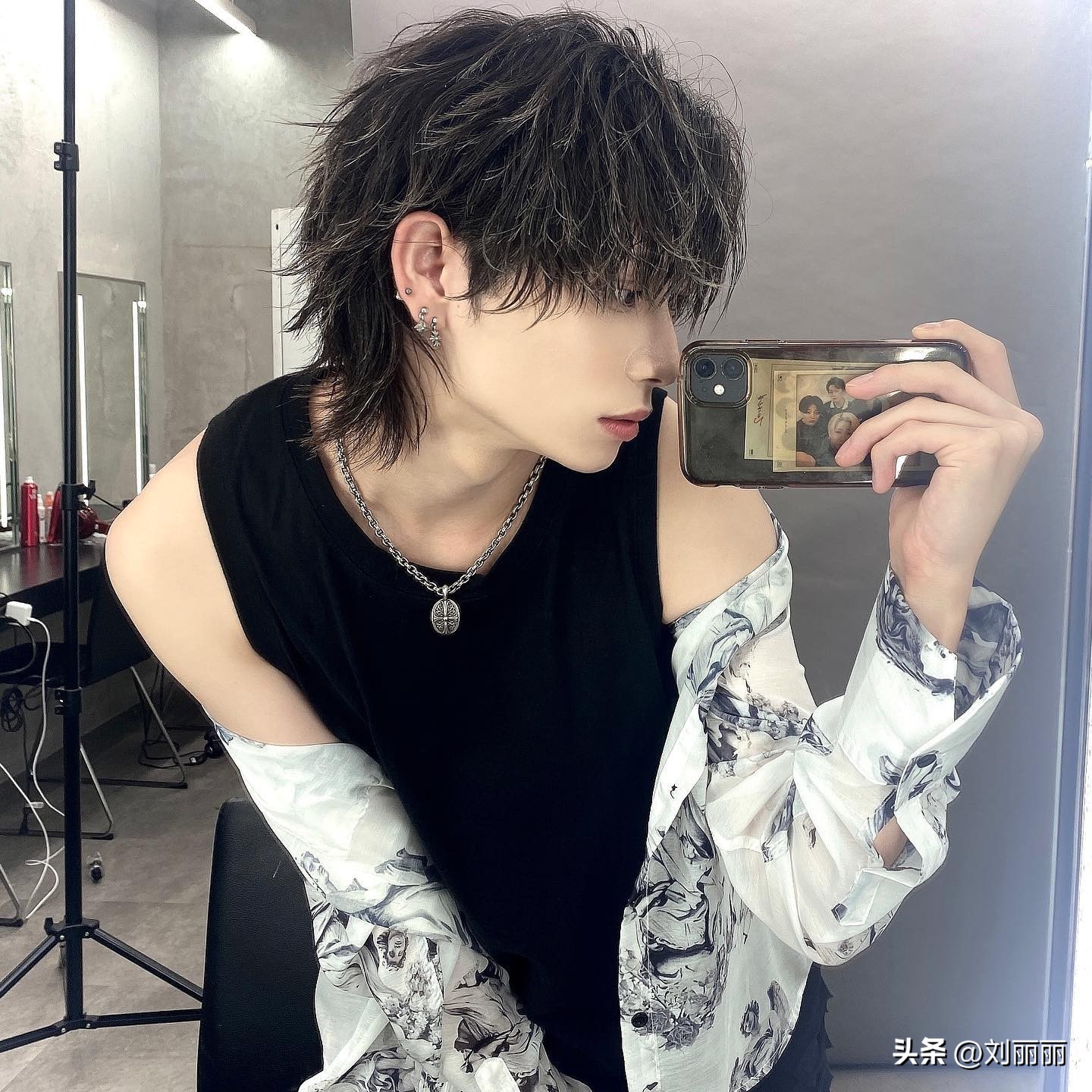 适合微胖男生的纹理烫,男生黑人烫中长造型效果