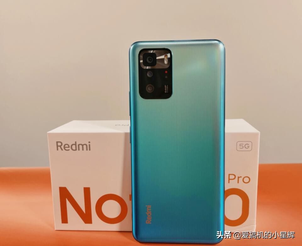 小米手机目前哪款适合入手,1k左右的小米手机最新款