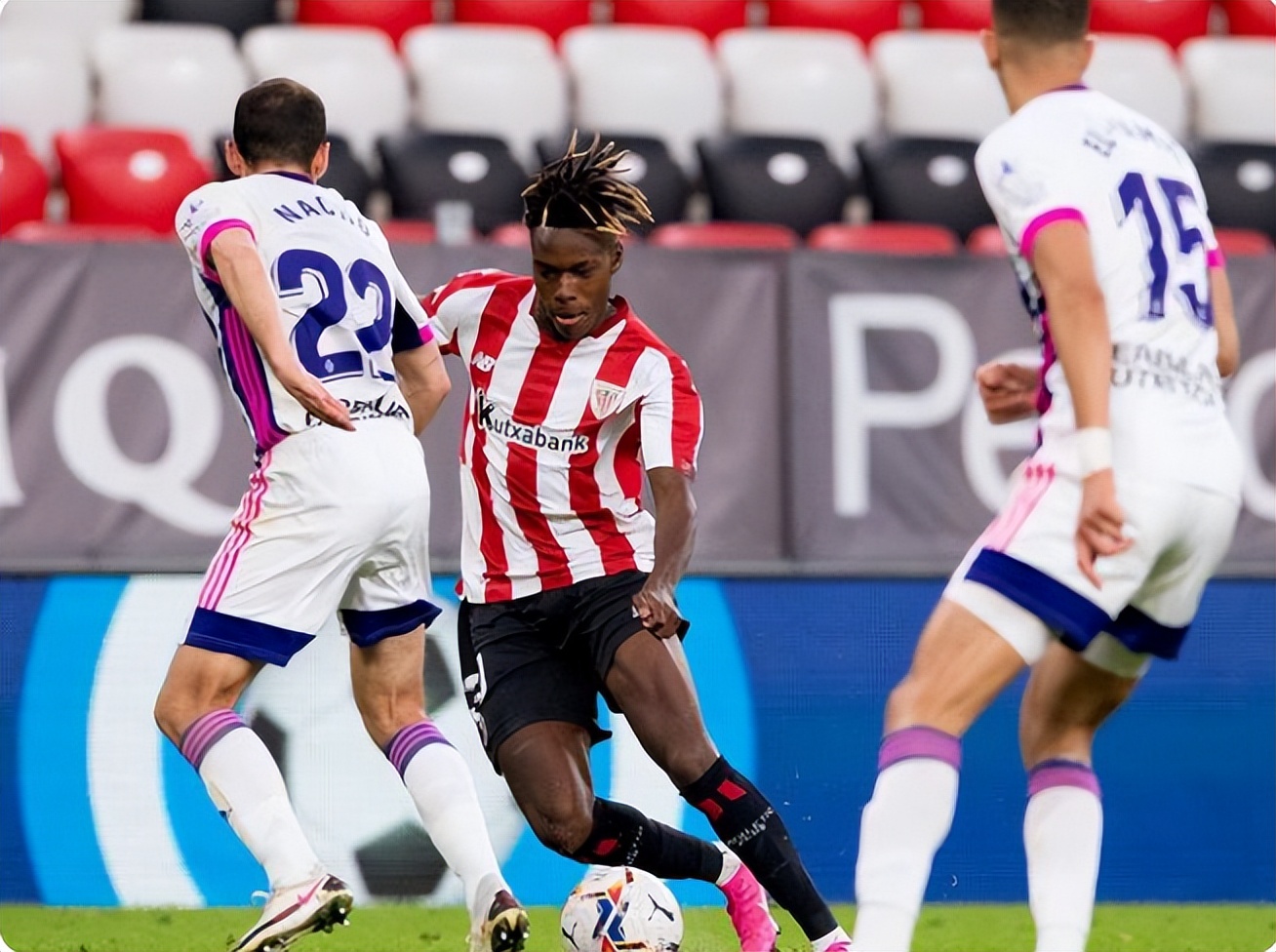 欧洲足球天才少年,西班牙天才球童篮球