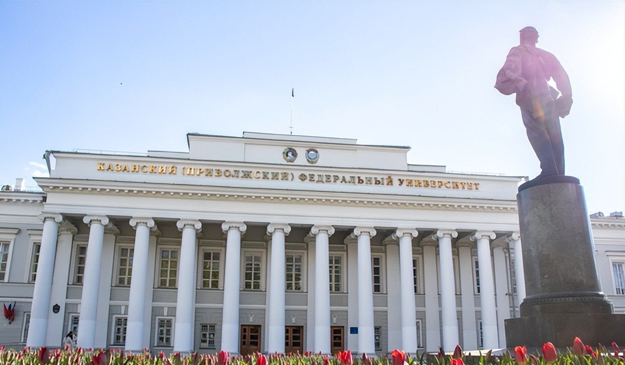 俄罗斯数学家提出平行线可以相交,俄罗斯科学家证明平行线能够相交