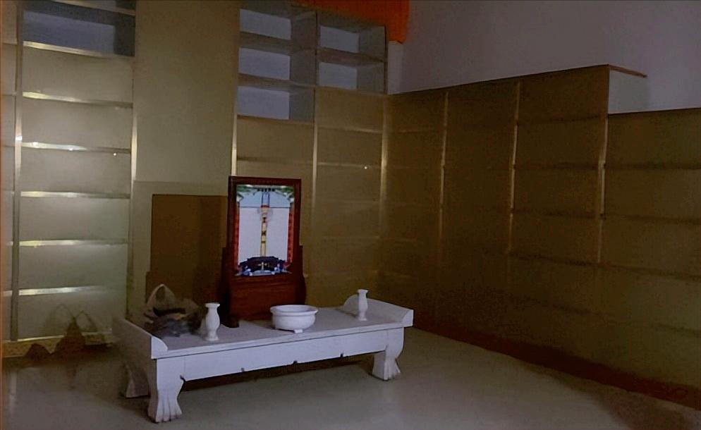 为什么买骨灰房不去公墓,买墓地才给骨灰盒合理吗