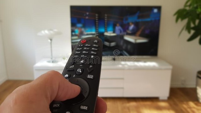 电视蓝屏怎么办在家修复,电视蓝屏如何维修