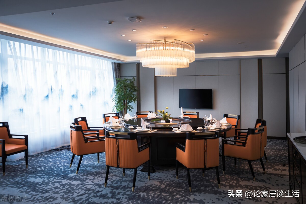 什么样的餐桌好看又实用,好看实用的圆餐桌小户型