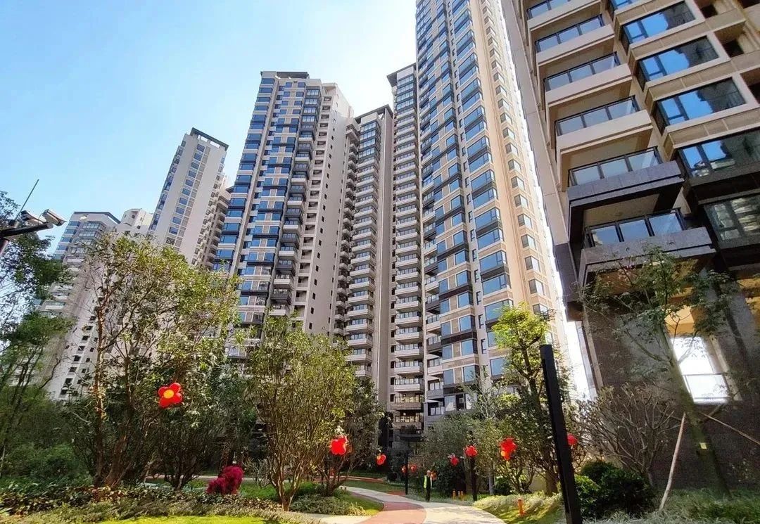 全新加推21栋256大平层,400万大平层楼盘