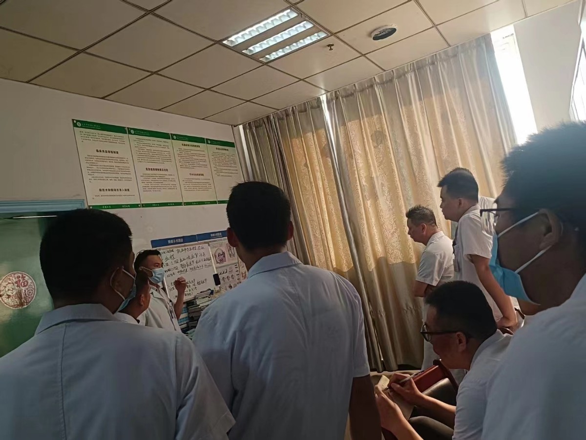 【西放人文】一块白板，勾画基层帮扶蓝图