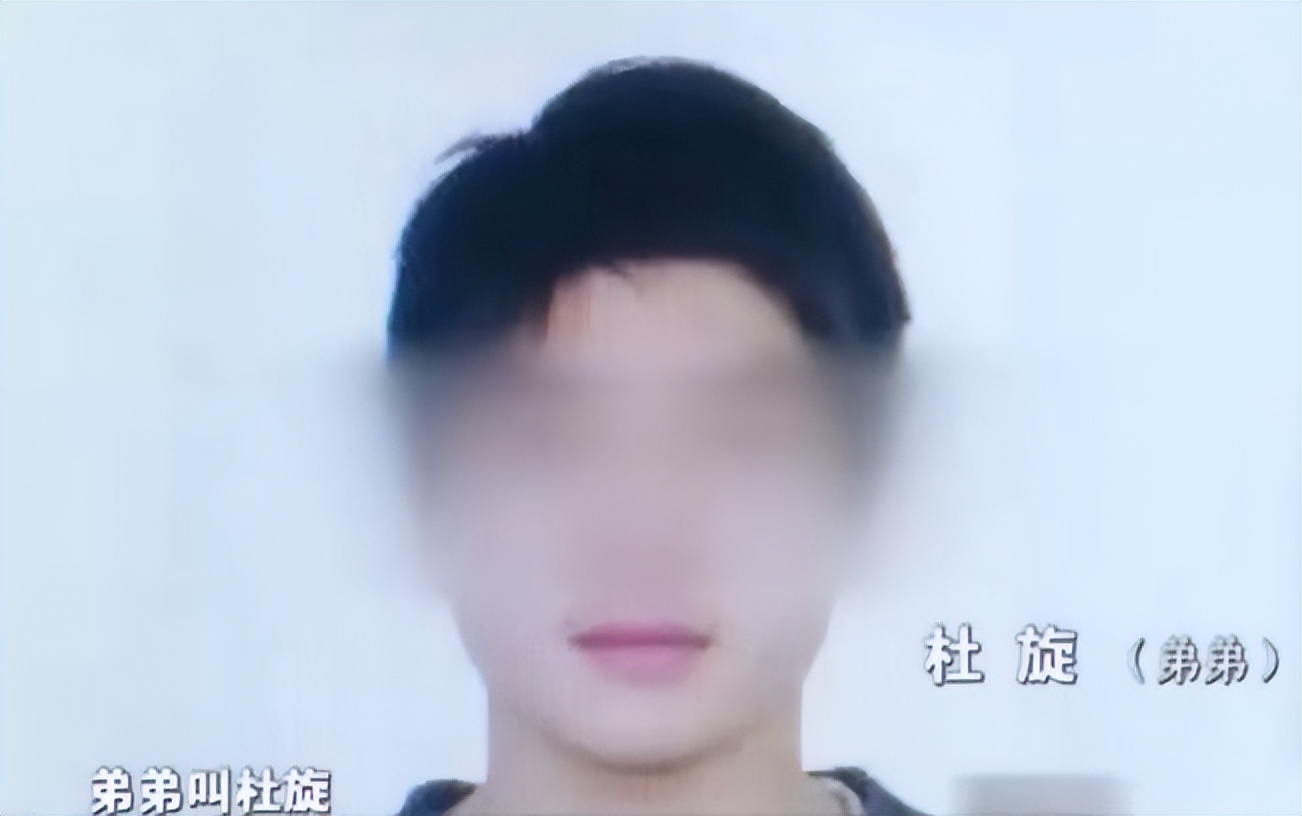 2018年湖北废弃养鸡场泥土变白,湖北养鸡场附近土呈白色