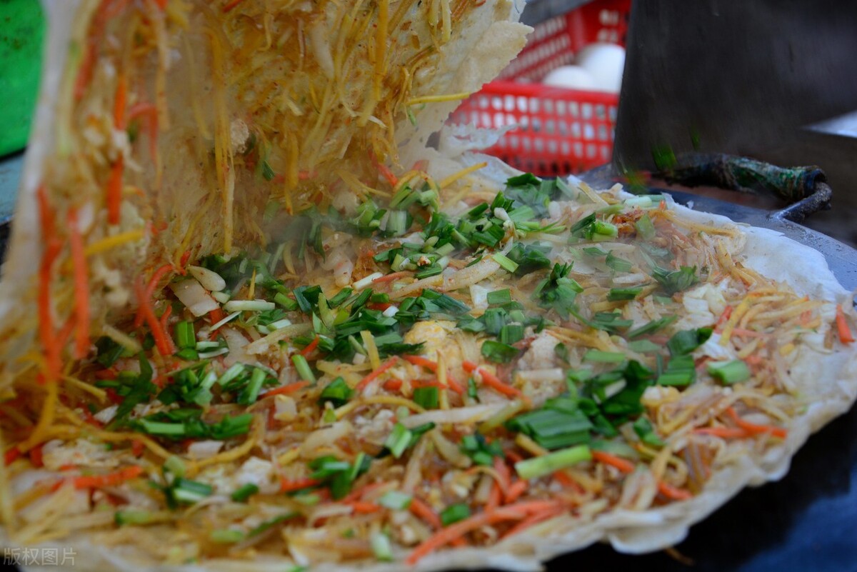 滕州菜煎饼面糊怎么调,滕州菜煎饼店