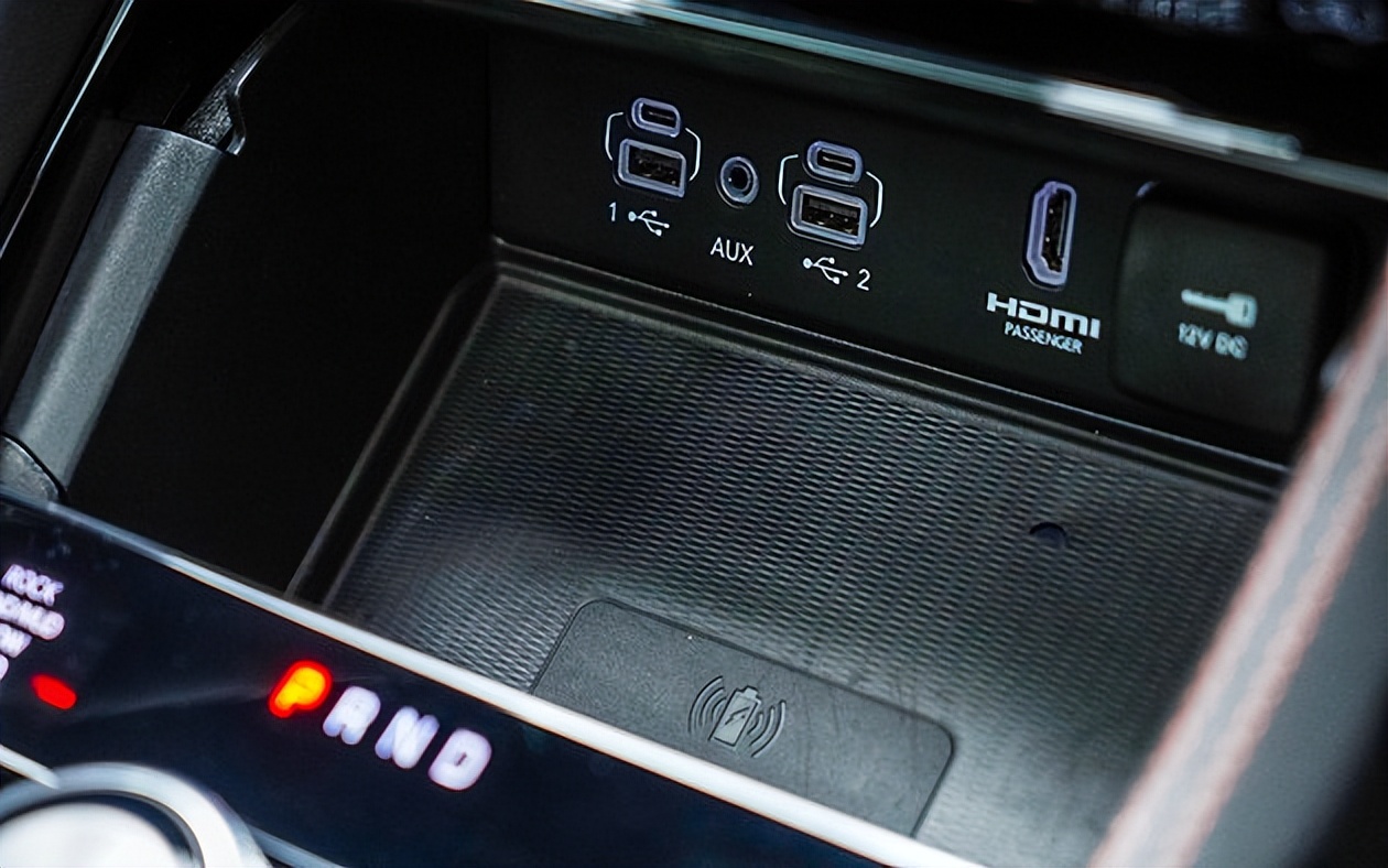 jeep大切诺基4xe落地价西安,全新jeep大切诺基柴油