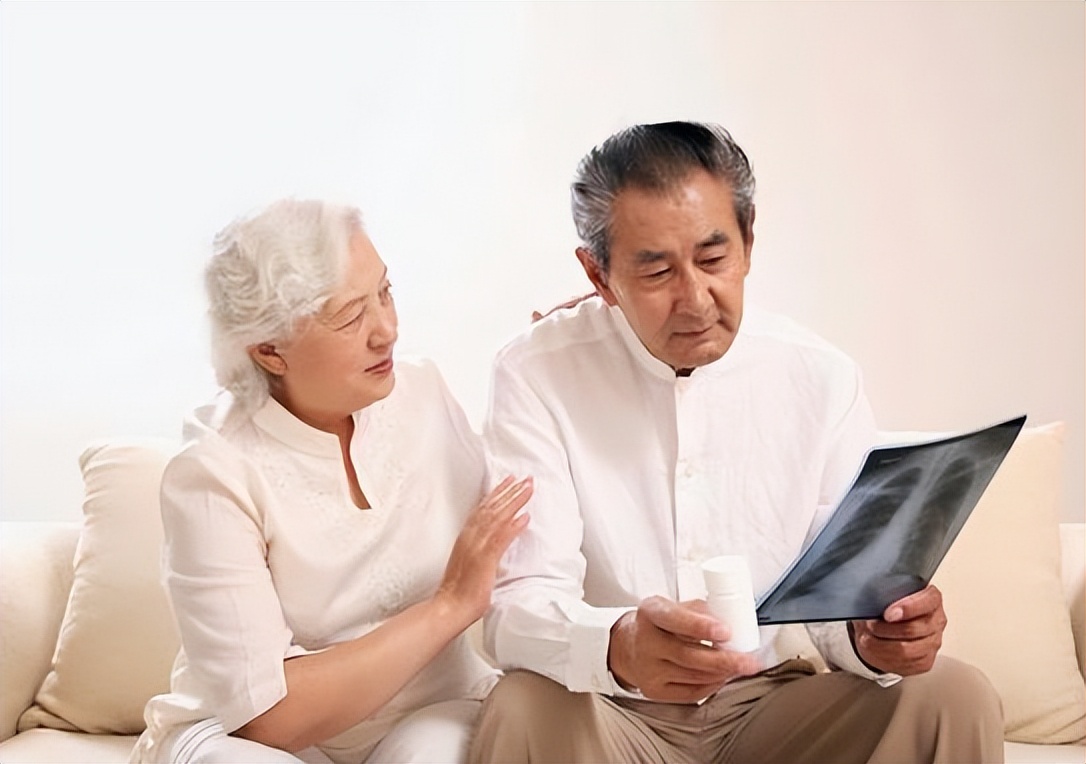 一把年纪，还老不正经？老年人的性与爱，为何无处安放