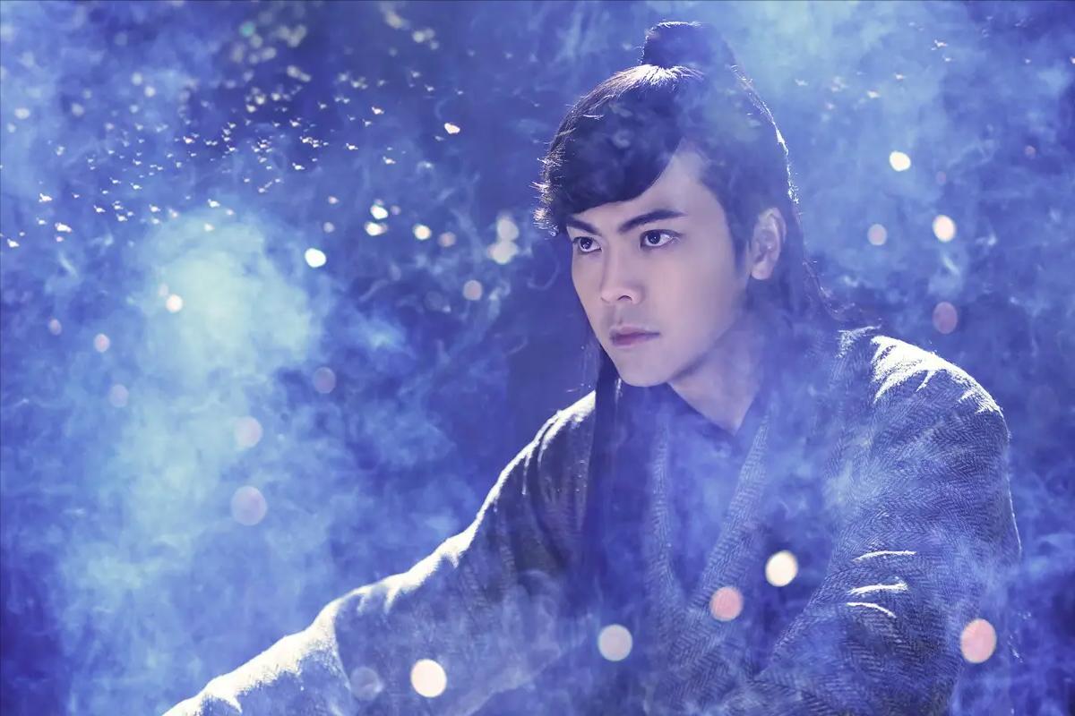 奇幻的变奏出现在21世纪初期，最为显著的标志是“仙侠剧”的盛行