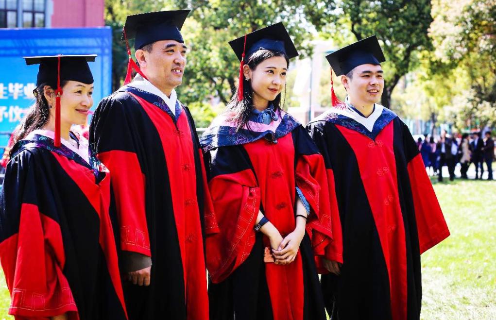 博士毕业岁数大了就业有限制吗,博士毕业成了大龄青年