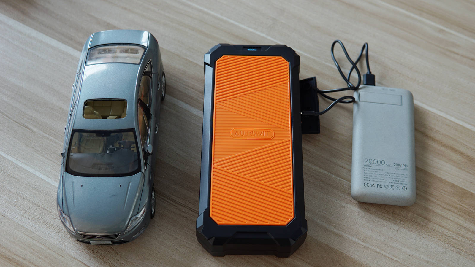 汽车启动应急电源瞬间没电了,汽车应急启动电源24v无法工作