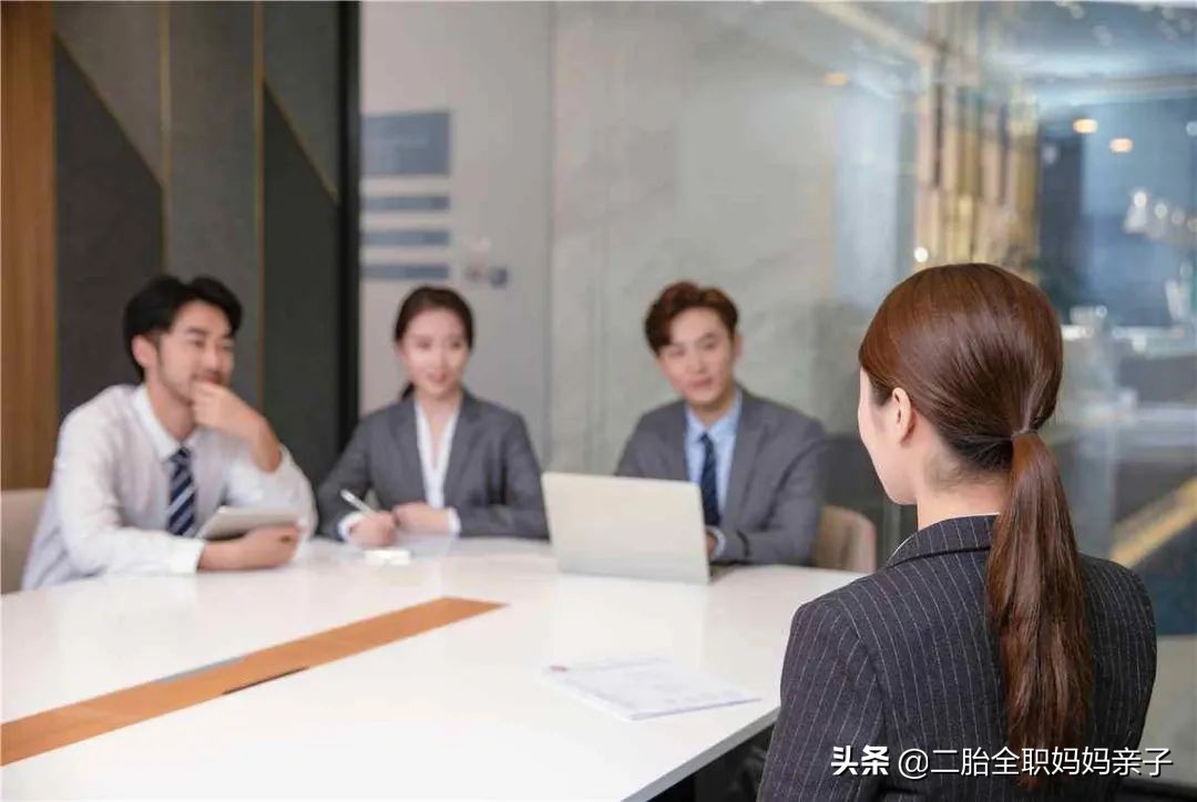 “灭”加一笔啥字？面试的考题，很多本科生答错，仅一人赢得工作