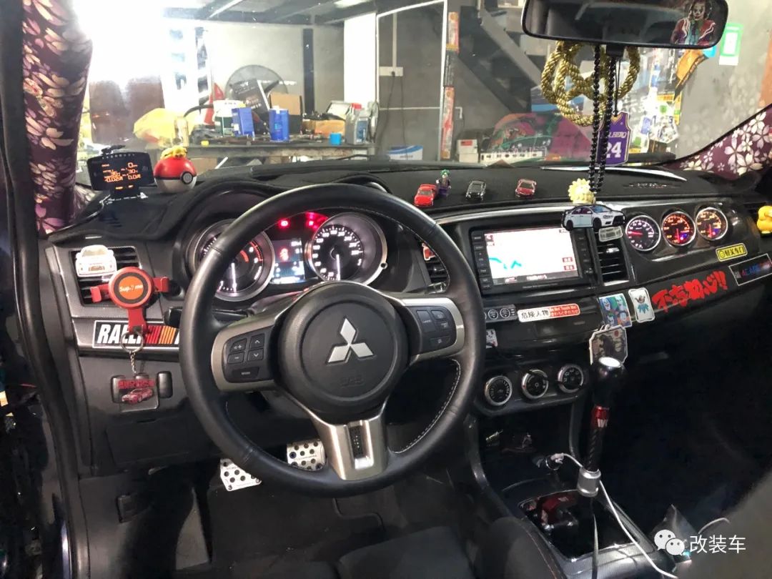 三菱翼神各个配置图片,翼神移植4b11t和evo10