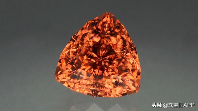 亮度火彩堪比钻石,被名字耽误了的“背锅美人儿”:天然锆石