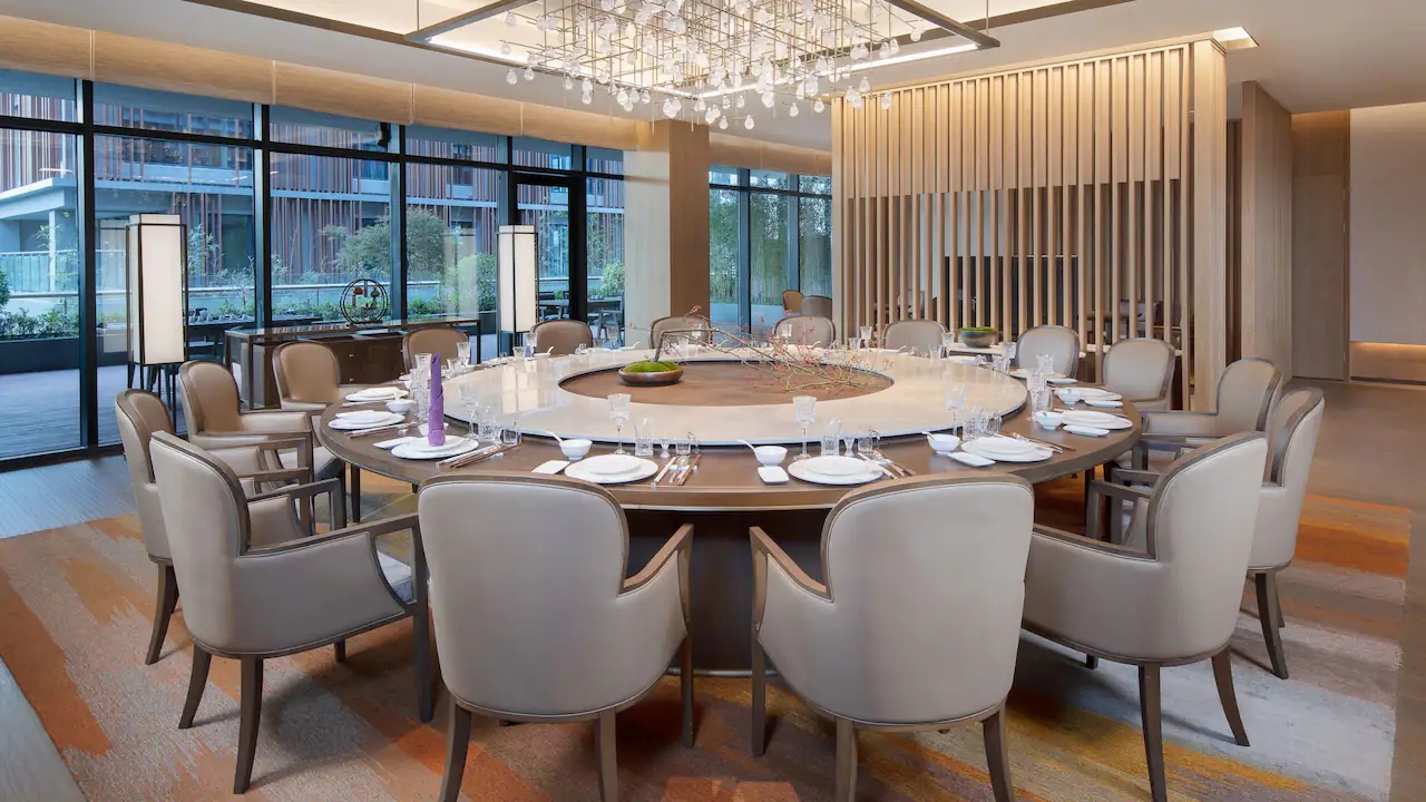 电动餐桌如何操作,电动餐桌冷知识