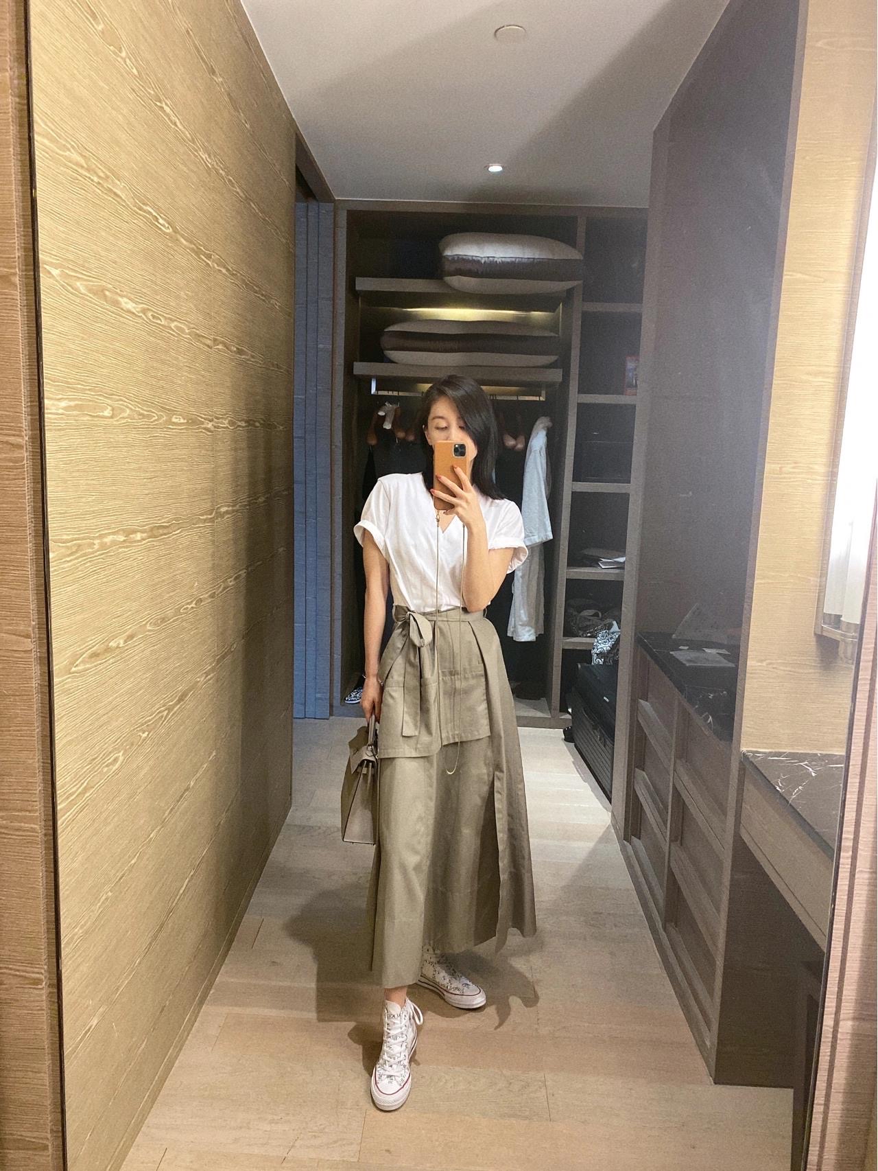 杨幂王子文都穿的条纹衬衫,小个子王子文冬季穿搭